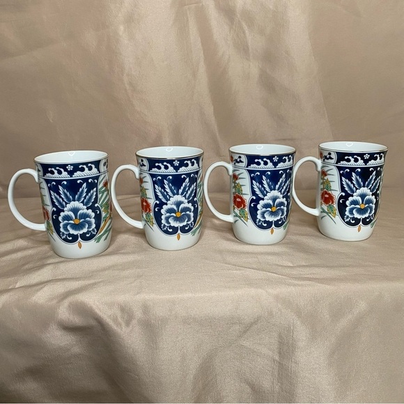 Gump’s Coffee Mug Set of 4 - Picture 4 of 11